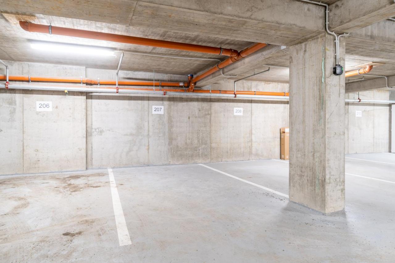 Brand New One Bedroom Apartment #54 In Brand New Building With Free Parking Πράγα Εξωτερικό φωτογραφία