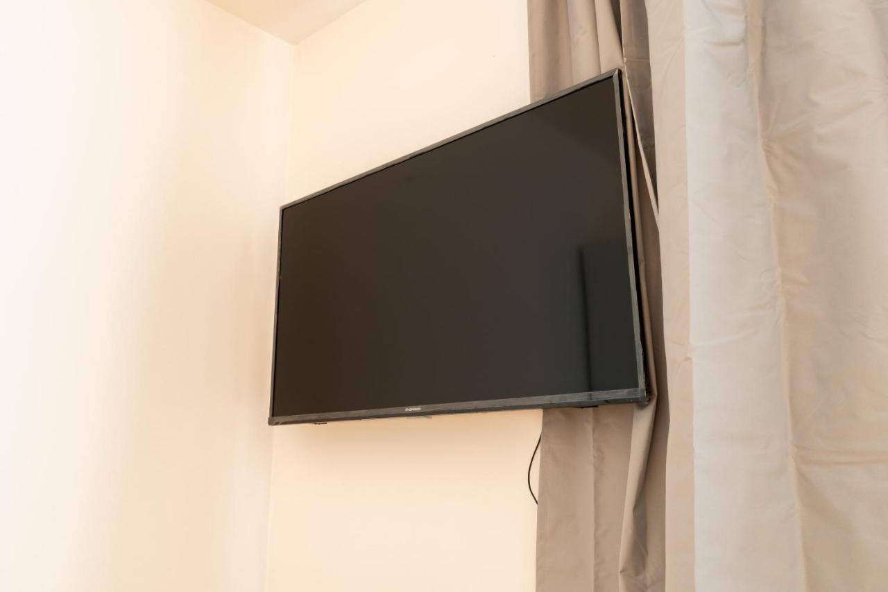 Brand New One Bedroom Apartment #54 In Brand New Building With Free Parking Πράγα Εξωτερικό φωτογραφία